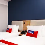 Express - - Atakoy Metro By Ihg