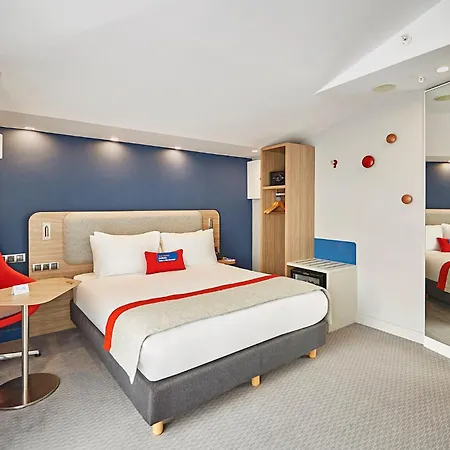 Express - - Atakoy Metro By Ihg