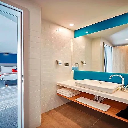 Hotel Express - - Atakoy Metro By Ihg