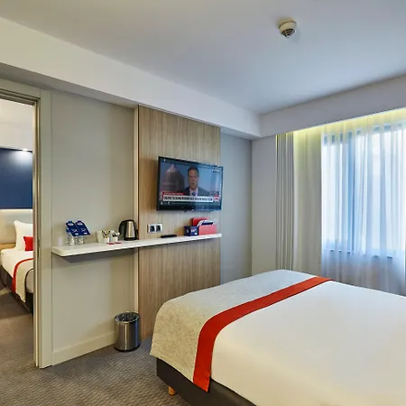 Hotel Express - - Atakoy Metro By Ihg Istanbul